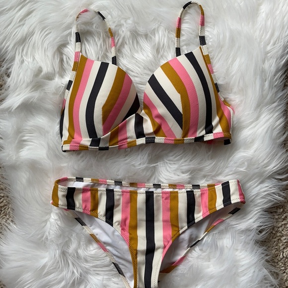 Multi color striped bikini - Picture 1 of 4